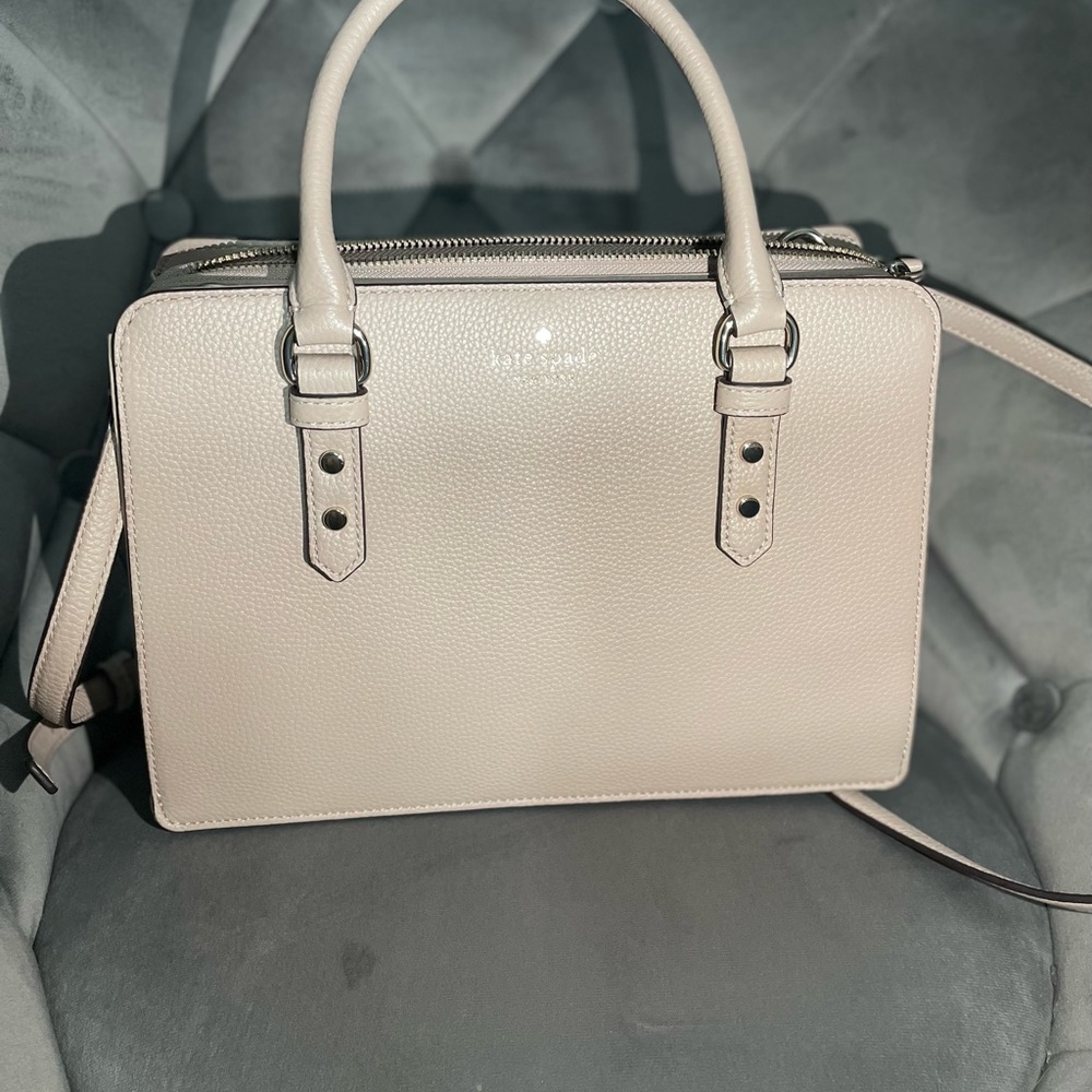 Kate Spade Satchel ♠️
